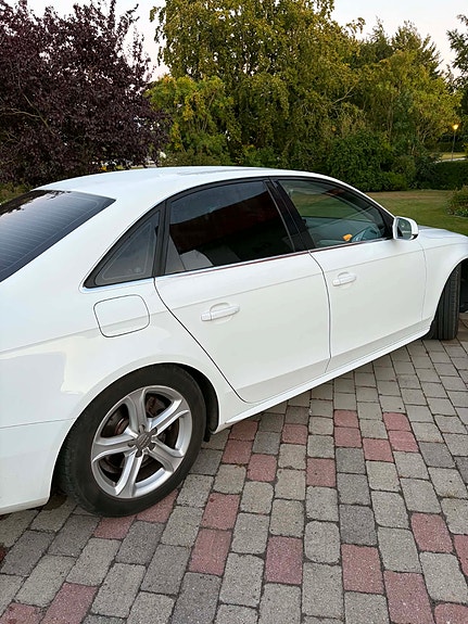Audi A4 3 of 6