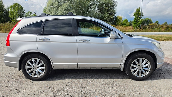 Honda CR-V 8 of 14