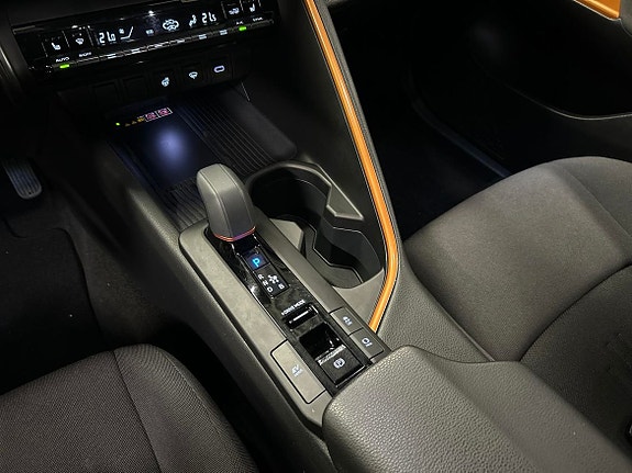 Toyota C-HR 18 of 20