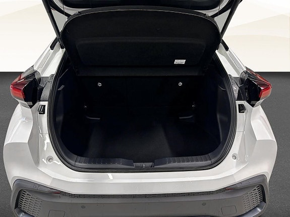 Toyota C-HR 13 of 20