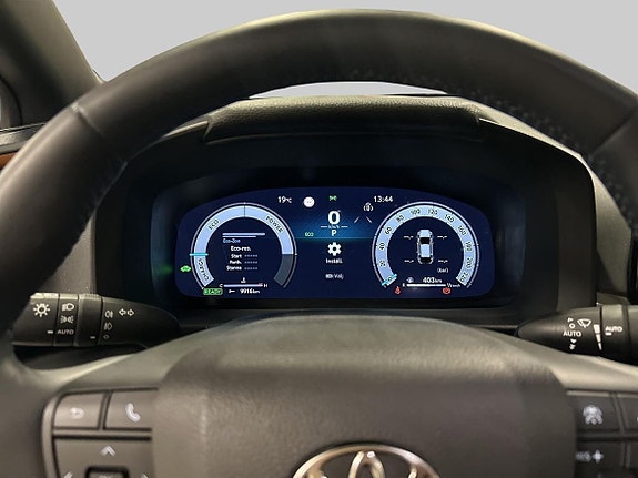 Toyota C-HR 15 of 20