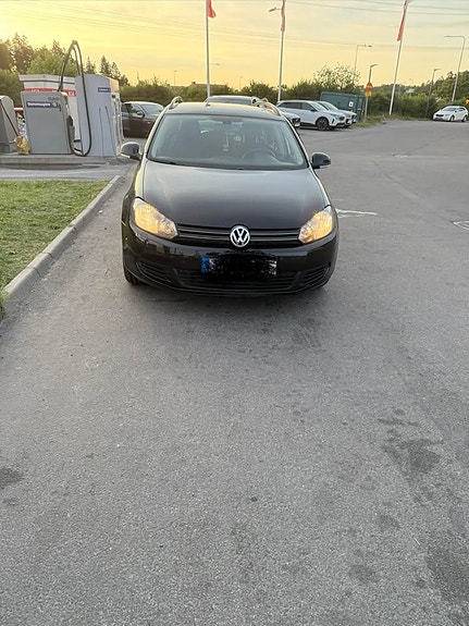 Volkswagen Golf VI 5 of 5