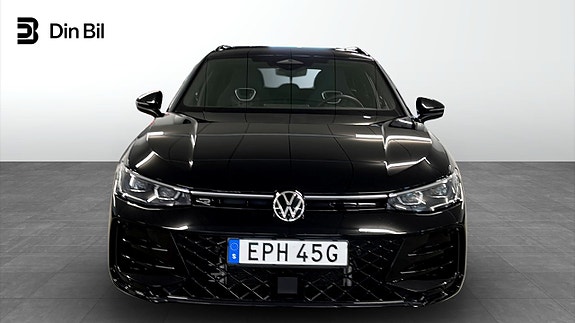Volkswagen Passat 5 of 14