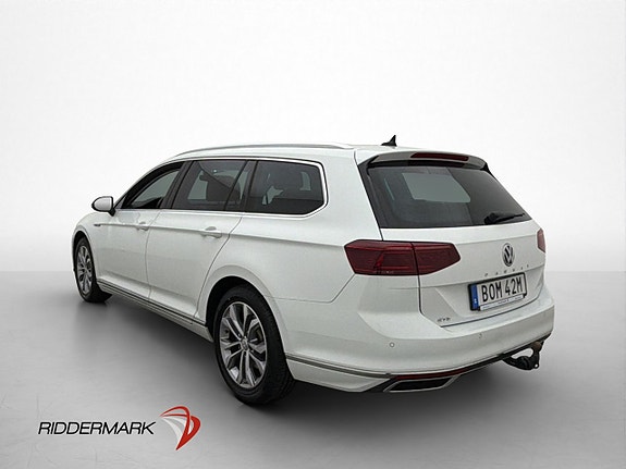 Volkswagen Passat 8 of 29