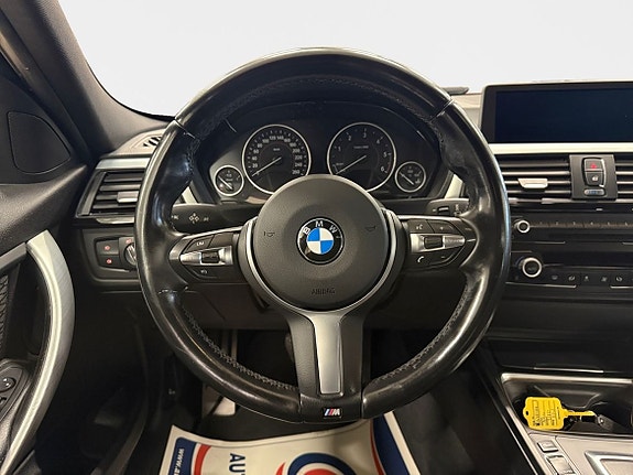 BMW 318d 12 of 15