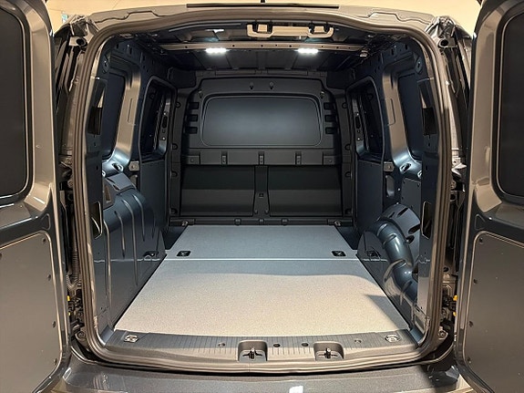 Volkswagen Caddy 5 of 5
