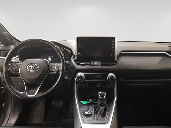 Toyota RAV4 7 of 11