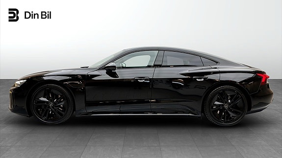 Audi e-tron GT 2 of 18
