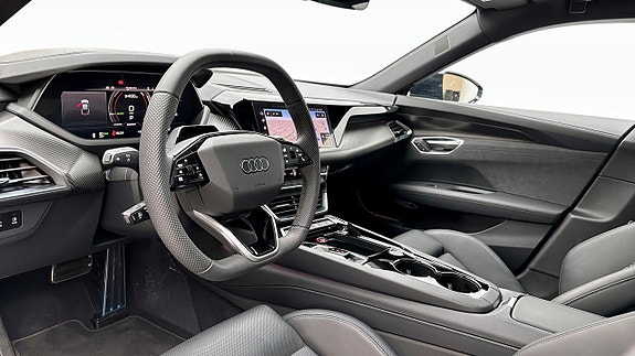 Audi e-tron GT 7 of 18