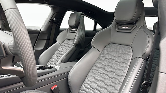 Audi e-tron GT 8 of 18