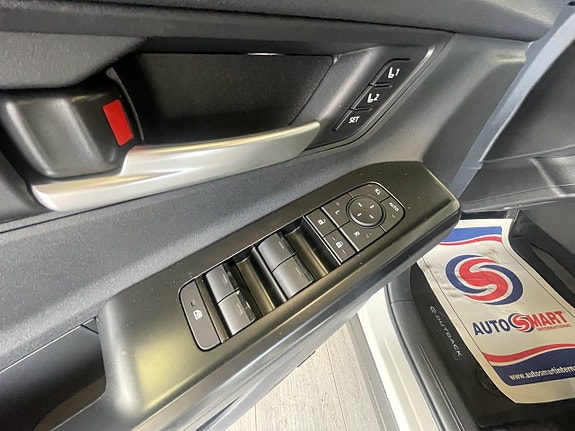 Subaru E-Outback 11 of 14
