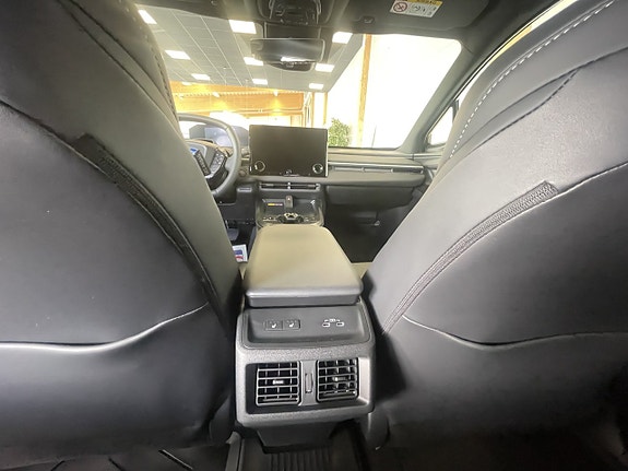 Subaru E-Outback 13 of 14