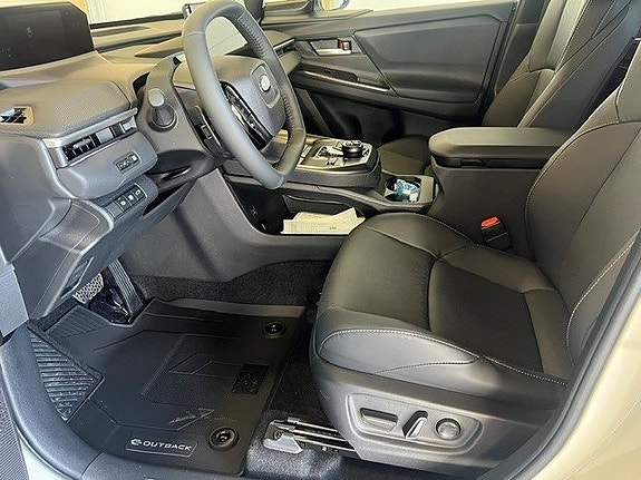 Subaru E-Outback 5 of 14