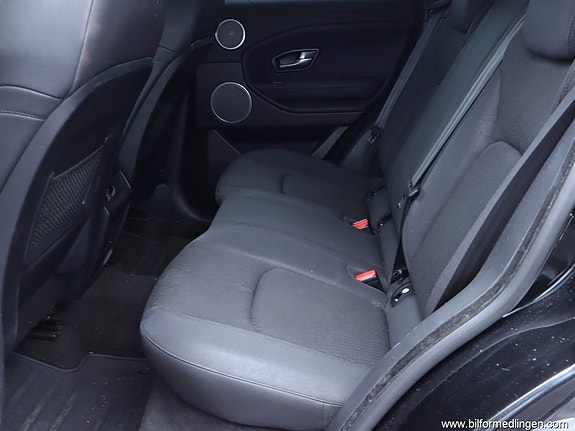 Land Rover Range Rover Evoque 7 of 19