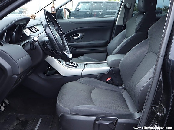 Land Rover Range Rover Evoque 5 of 19