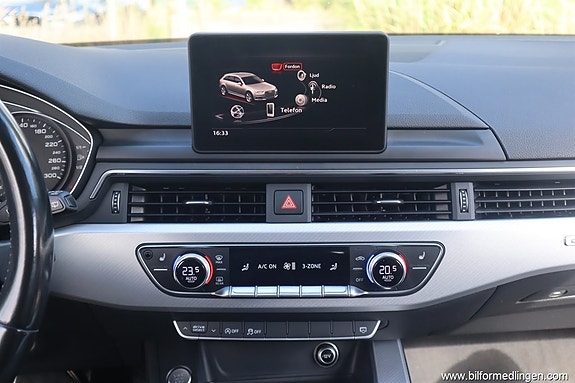 Audi A4 15 of 17