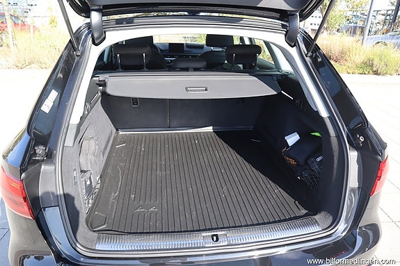 Audi A4 10 of 17