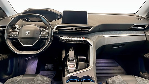 Peugeot 3008 4 of 12