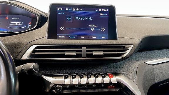 Peugeot 3008 12 of 12