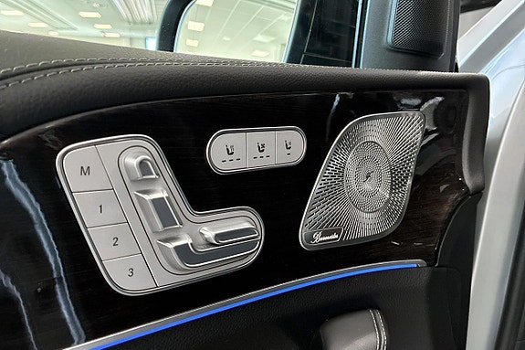 Mercedes-Benz GLE53 14 of 22