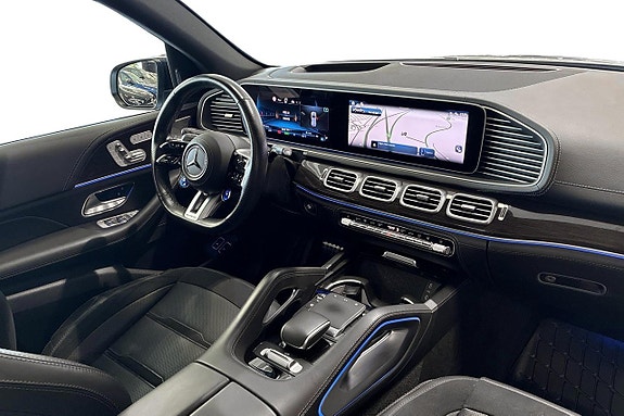 Mercedes-Benz GLE53 8 of 22