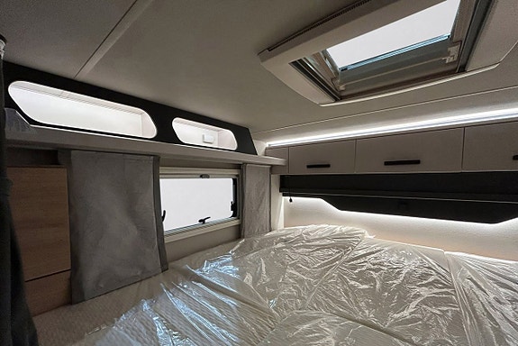 Knaus L!VE I 700 MEG 180hk AUTOMAT LÅNGBÄDDAR ALDE 5-SITS 27 of 30