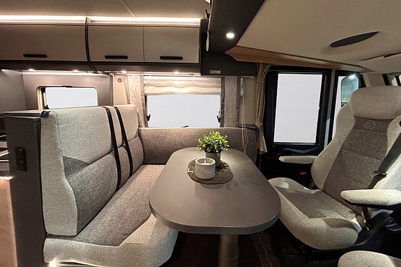 Knaus L!VE I 700 MEG 180hk AUTOMAT LÅNGBÄDDAR ALDE 5-SITS 6 of 30