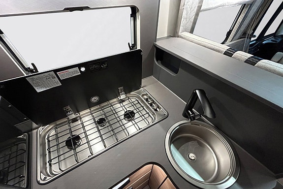 Knaus L!VE I 700 MEG 180hk AUTOMAT LÅNGBÄDDAR ALDE 5-SITS 16 of 30