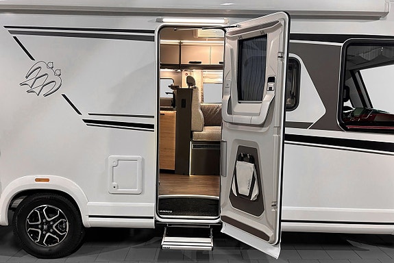 Knaus L!VE I 700 MEG 180hk AUTOMAT LÅNGBÄDDAR ALDE 5-SITS 4 of 30
