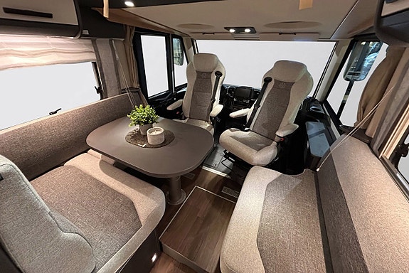Knaus L!VE I 700 MEG 180hk AUTOMAT LÅNGBÄDDAR ALDE 5-SITS 5 of 30