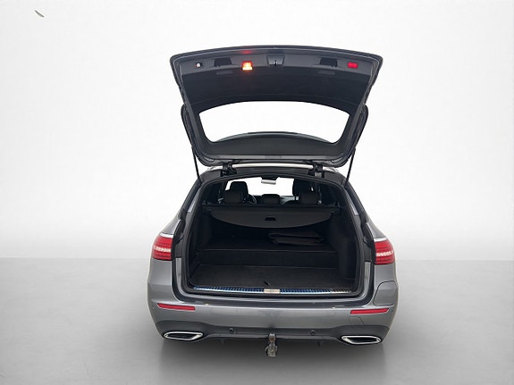 Mercedes-Benz E300 30 of 30