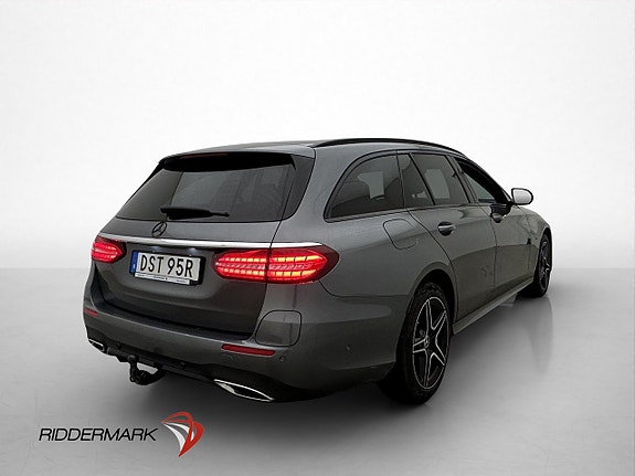 Mercedes-Benz E300 8 of 30