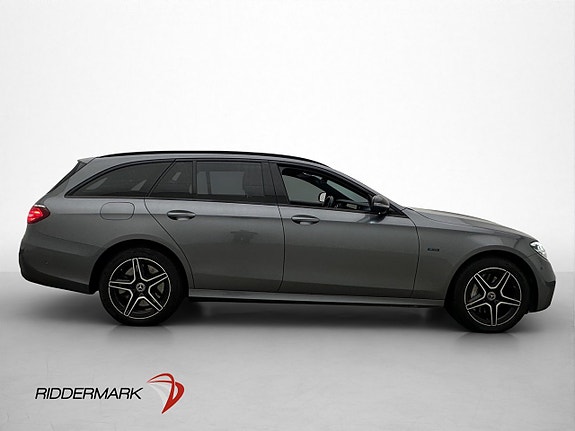 Mercedes-Benz E300 9 of 30