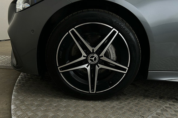 Mercedes-Benz C300 d 12 of 24