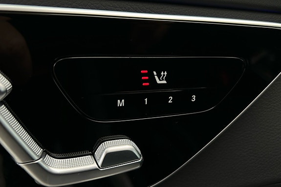 Mercedes-Benz C300 d 19 of 24
