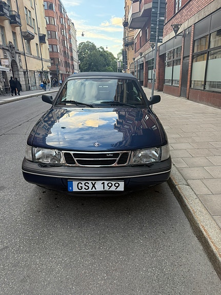 Saab 900 3 of 9