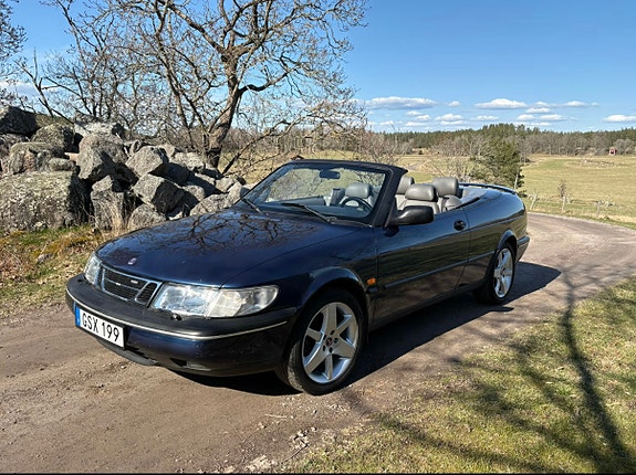 Saab 900 8 of 9