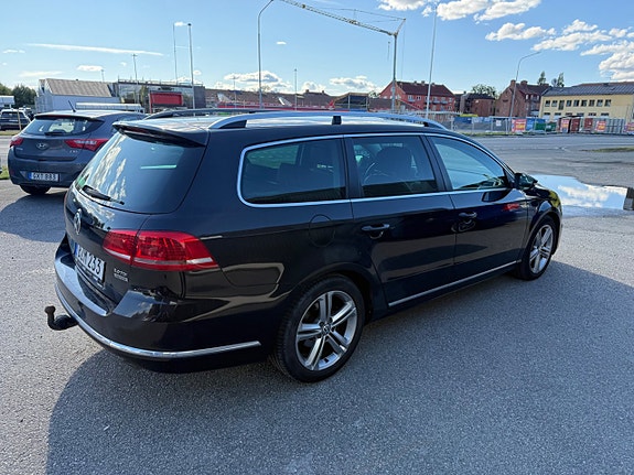 Volkswagen Passat 3 of 13