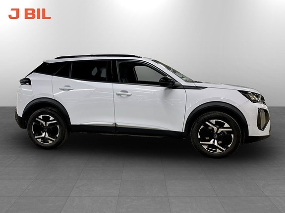 Peugeot 2008 17 of 19