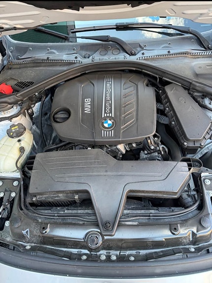 BMW 318d 5 of 5