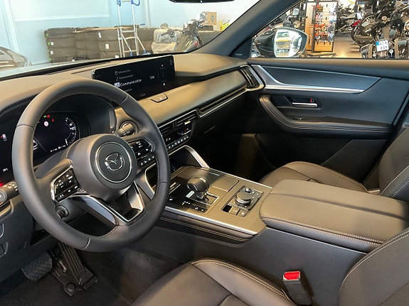 Mazda CX-80 7 of 16