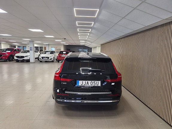 Volvo V60 5 of 11