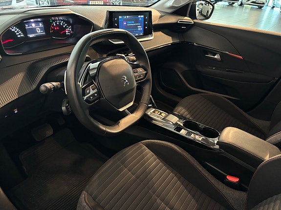 Peugeot 208 6 of 13