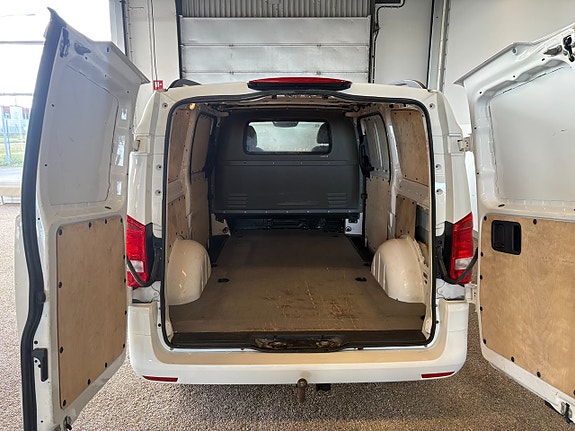 Mercedes-Benz Vito 119 7 of 10