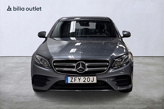 Mercedes-Benz E220 d 3 of 30