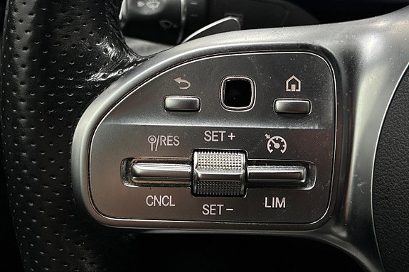 Mercedes-Benz E220 d 27 of 30