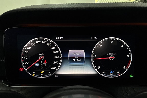 Mercedes-Benz E220 d 18 of 30
