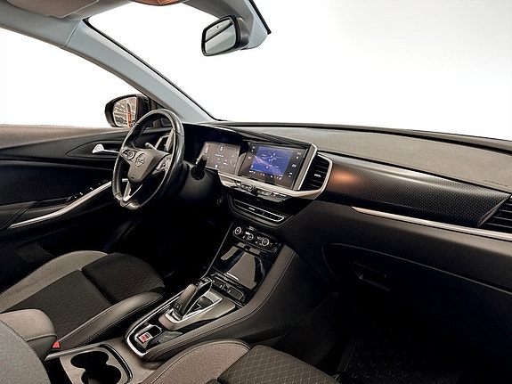 Opel Grandland X 11 of 15