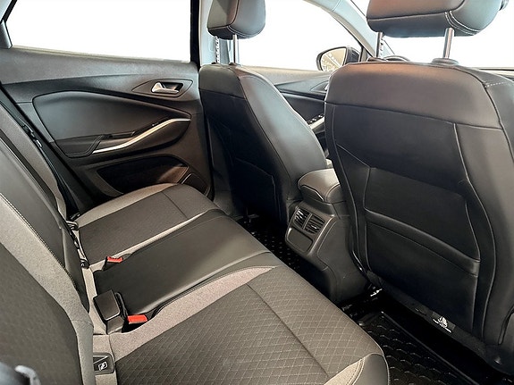 Opel Grandland X 12 of 15