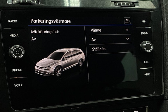 Volkswagen Golf Alltrack 19 of 30
